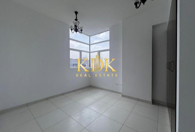 53177309 - Property Image 2