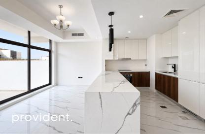 Villa - 4 - 5 for rent in Elie Saab Vie at the Fields - The Fields - District 11 - Mohammed Bin Rashid City - Dubai