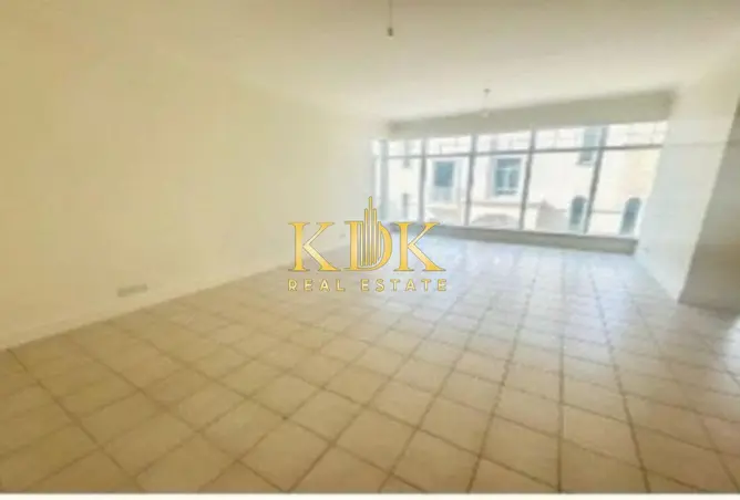 104250044 - Property Image 2