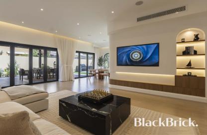 Villa - 3 - 4 for sale in Palmera 1 - Palmera - Arabian Ranches - Dubai Villa - 3 - 4 for sale in Palmera 1 - Palmera - Arabian Ranches - Dubai