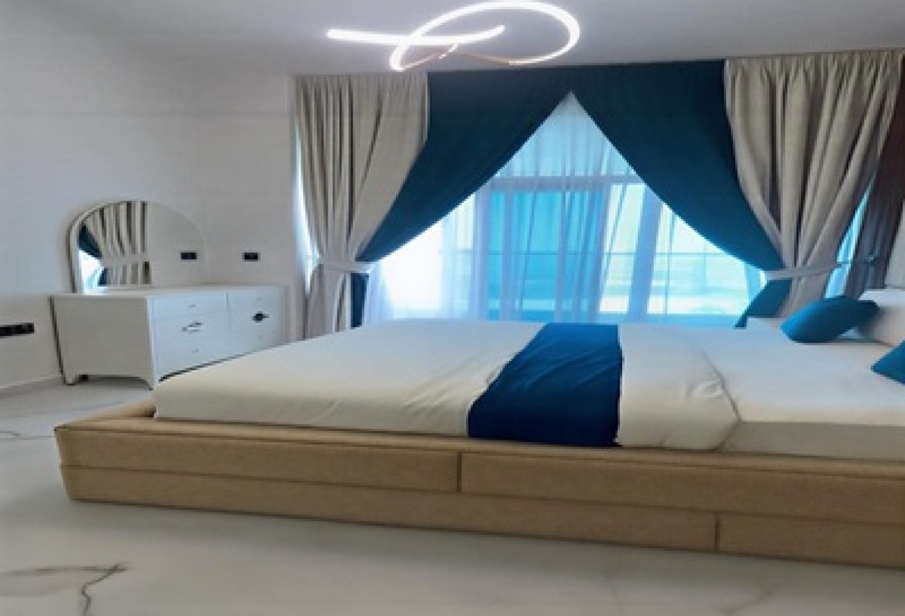 POOL IN BALCONEY | RENTED | NEGOTIABLE gallery image