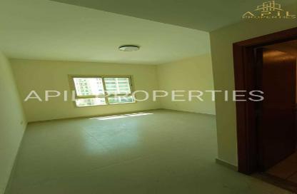 Apartment - 2 - 2 for rent in Al Dhafra 2 - Al Dhafra - Greens - Dubai