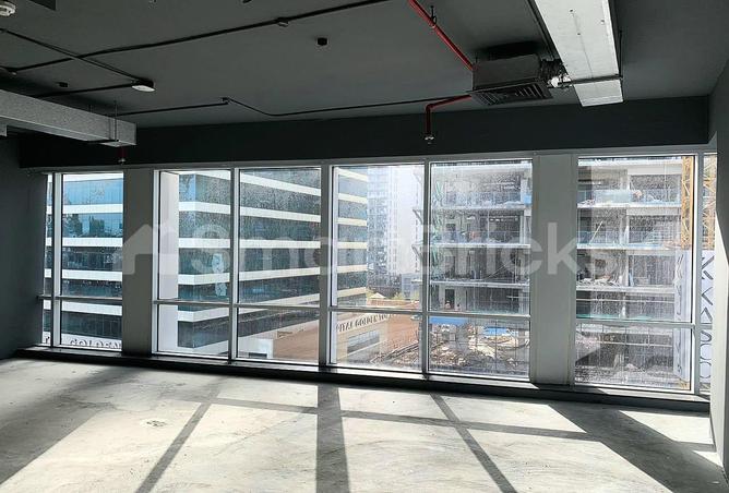 92716058 - Property Main Image