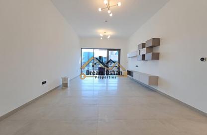 Apartment - 3 Bedrooms - 5 Bathrooms for rent in Lamcy Residence - Oud Metha - Bur Dubai - Dubai