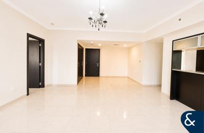 Apartment - 2 Bedrooms - 2 Bathrooms for rent in Al Majara 1 - Al Majara Towers - Dubai Marina - Dubai