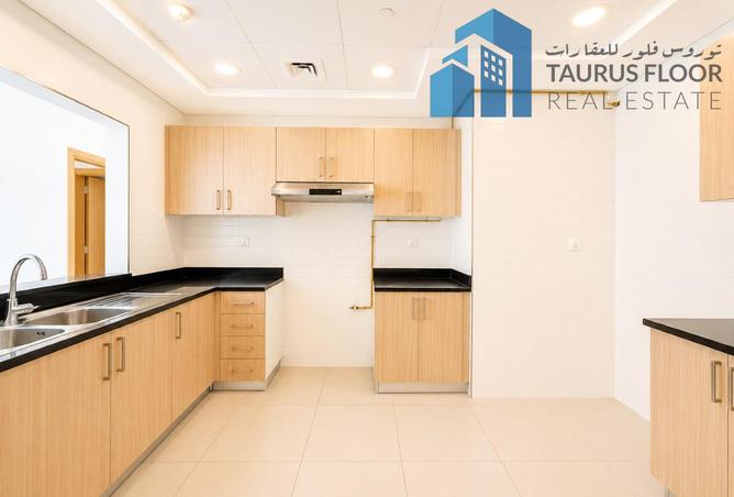 112763405 - Property Image 3
