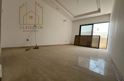 Townhouse - 5 - 7 for rent in Jasmine Towers - Garden City - Ajman