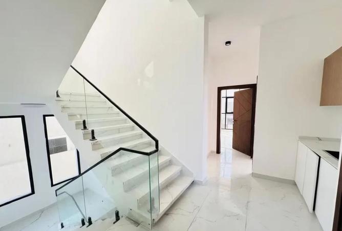 135613317 - Property Image 2