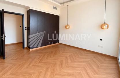 Apartment - 2 - 2 for rent in Mazaya 22 - Queue Point - Liwan - Dubai