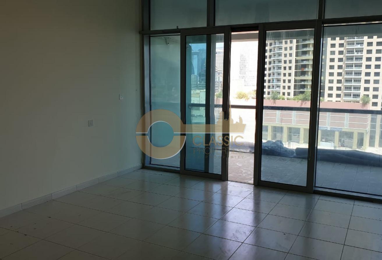 EXCELLENT LOCATION | CANAL VIEW | SPACIOUS UNIT photo 2