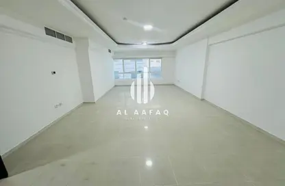 شقة - 3 غرف نوم - 5 حمامات للايجار في المجاز 2 - المجاز - الشارقة