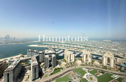 Apartment - Studio - 1 for sale in The Palm Tower - Palm Jumeirah - Dubai