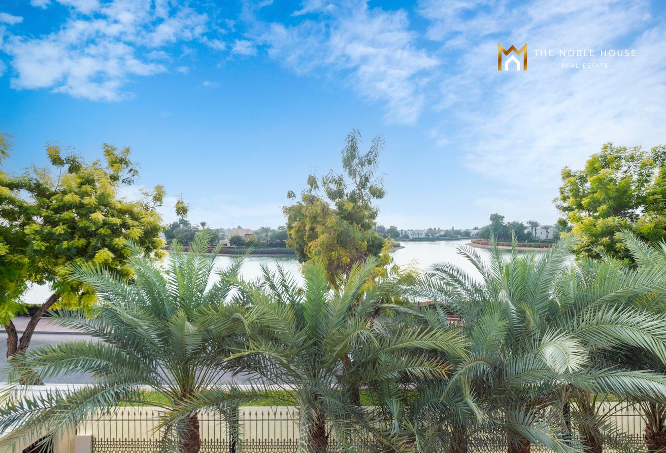Luxurious Lake-Facing Villa | Emirates Hills photo 21