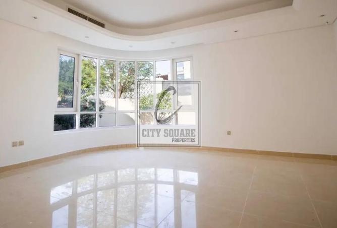 100405914 - Property Image 3