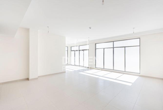 94005970 - Property Main Image