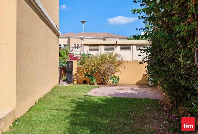 74250359 - Property Image 2