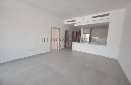 Apartment - 1 Bedroom - 2 Bathrooms for rent in Pearls by Vision - Dubai Silicon Oasis - Dubai