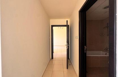 Apartment - 1 - 2 for rent in Mazaya 5 - Queue Point - Liwan - Dubai Apartment - 1 - 2 for rent in Mazaya 5 - Queue Point - Liwan - Dubai