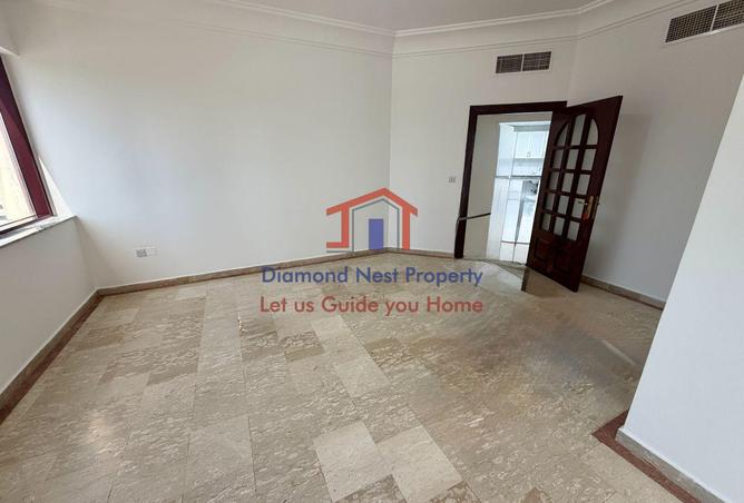 77383839 - Property Image 3