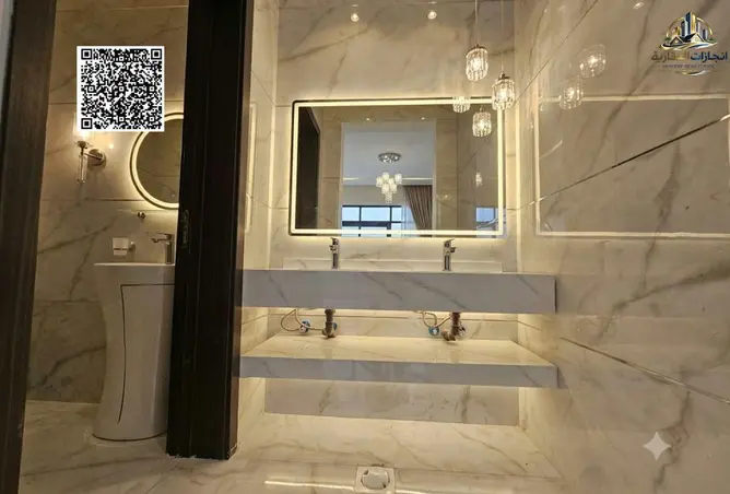 158223162 - Property Image 3