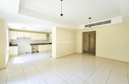 Townhouse - 2 - 3 for rent in Springs 15 - The Springs - Dubai