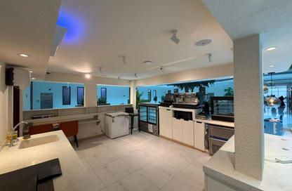 Shop - Studio - 2 Bathrooms for rent in Makeen Building - Airport Road - Al Garhoud - Dubai