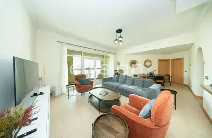 شقة - 2 غرف نوم - 3 حمامات للايجار في الحاتمي - مساكن شور لاين - نخلة جميرا - دبي