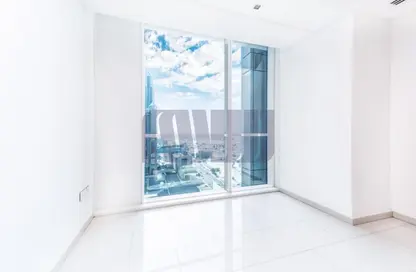 شقة - 2 غرف نوم - 3 حمامات للايجار في برج السلام - شارع الشيخ زايد - دبي