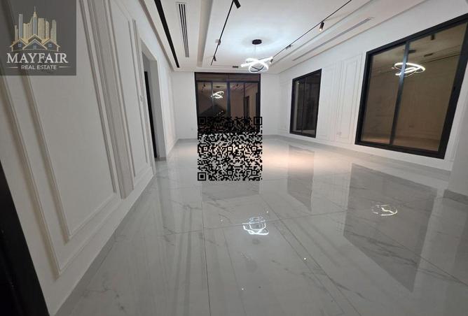 124729102 - Property Image 2