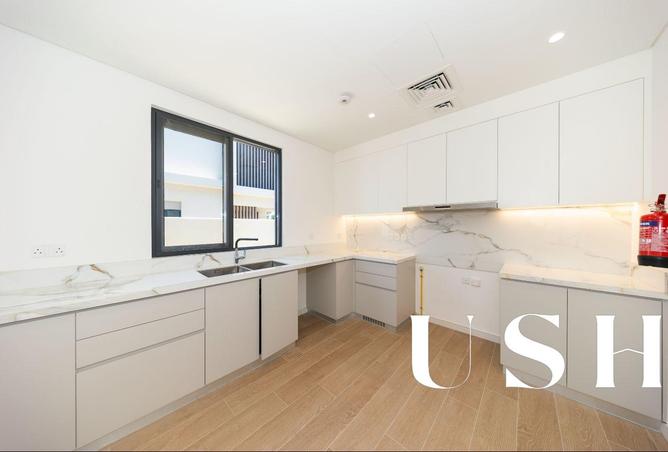 121100189 - Property Image 3