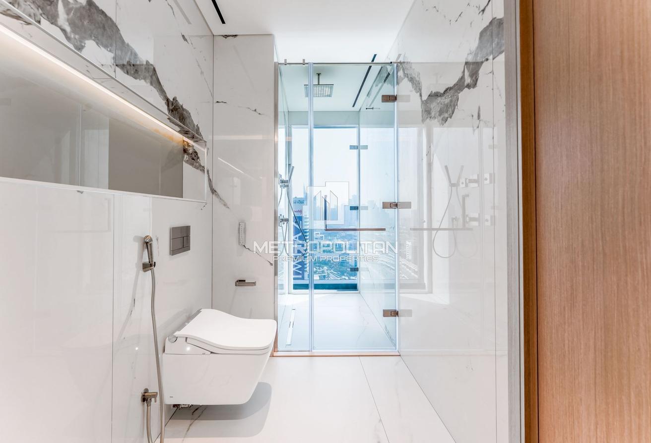 Rare Layout | High Floor | Full Palm and Sea View photo 21