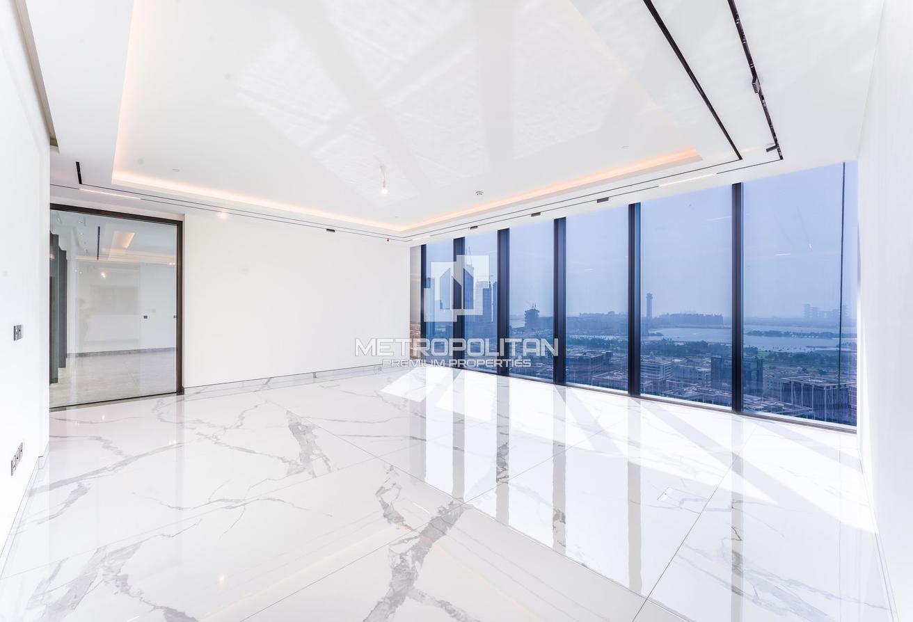 Rare Layout | High Floor | Full Palm and Sea View photo 10