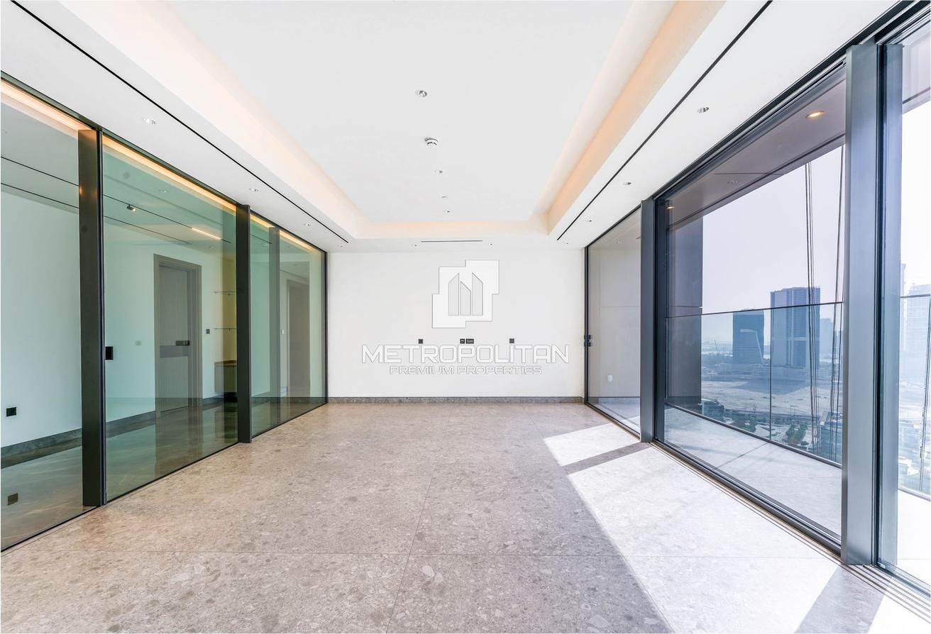 Rare Layout | High Floor | Full Palm and Sea View photo 17