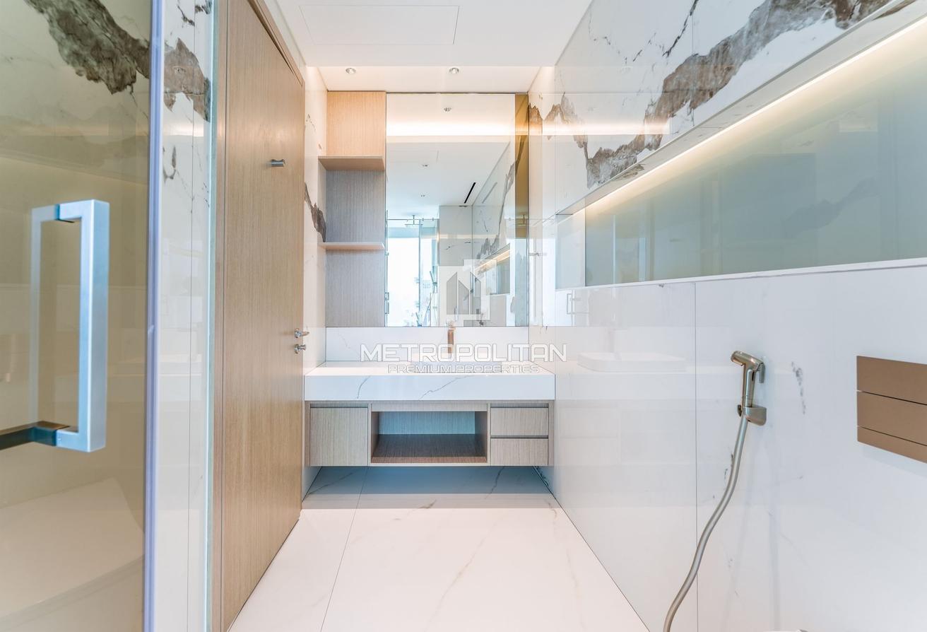 Rare Layout | High Floor | Full Palm and Sea View photo 24