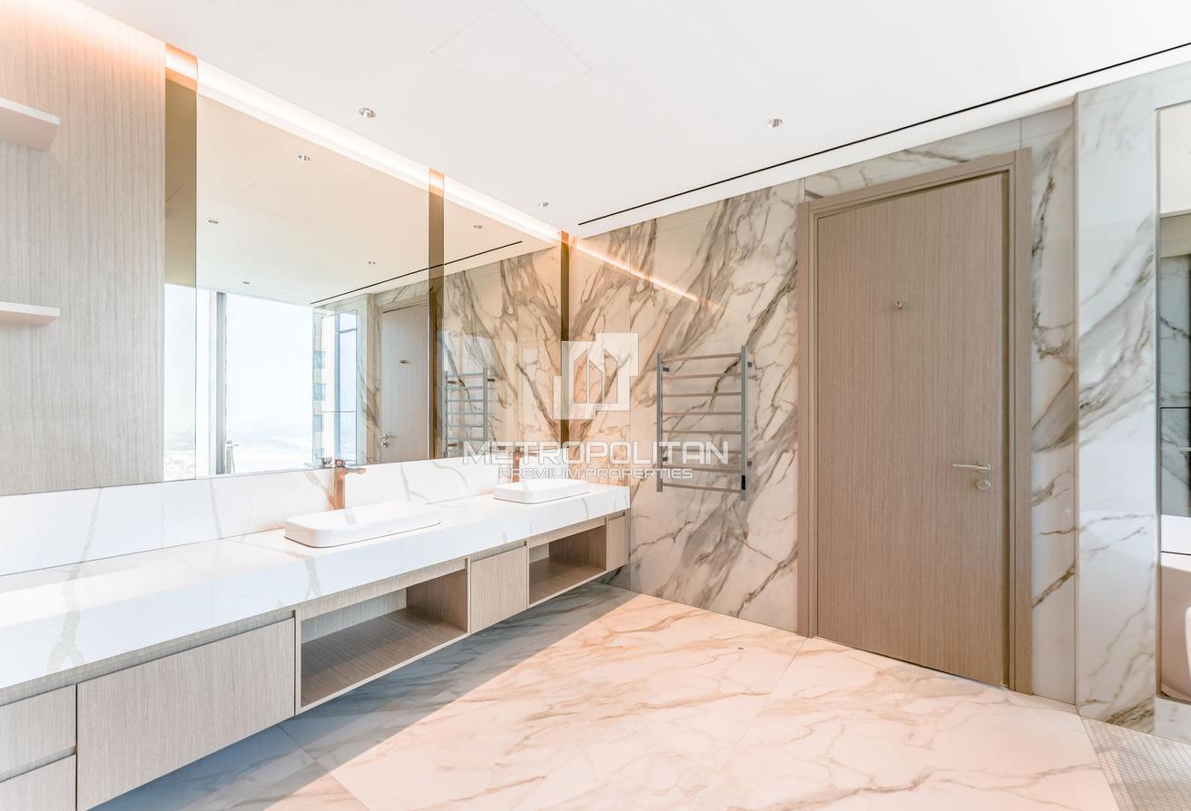 Rare Layout | High Floor | Full Palm and Sea View photo 20