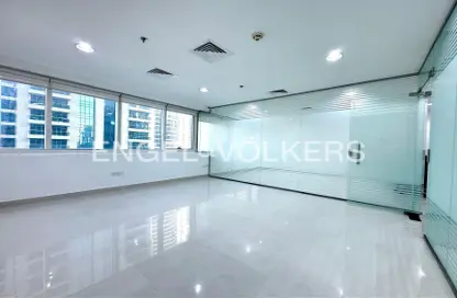 Office Space - Studio - 2 Bathrooms for rent in One Lake Plaza - JLT Cluster T - Jumeirah Lake Towers - Dubai Office Space - Studio - 2 Bathrooms for rent in One Lake Plaza - JLT Cluster T - Jumeirah Lake Towers - Dubai