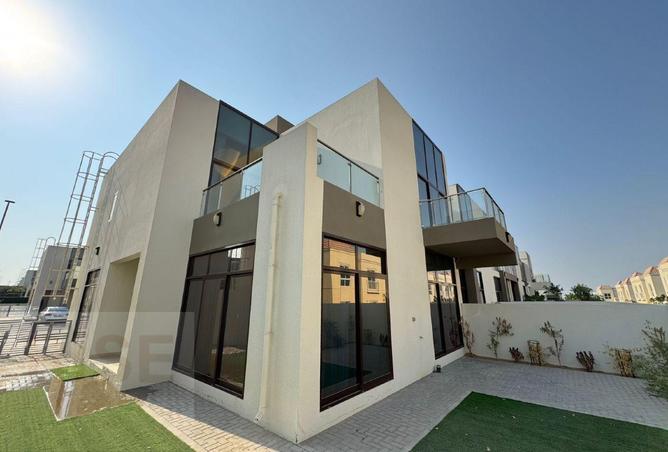 102836381 - Property Main Image