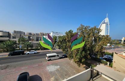 Villa - Studio - 5 Bathrooms for rent in Umm Suqeim 3 Villas - Umm Suqeim 3 - Umm Suqeim - Dubai