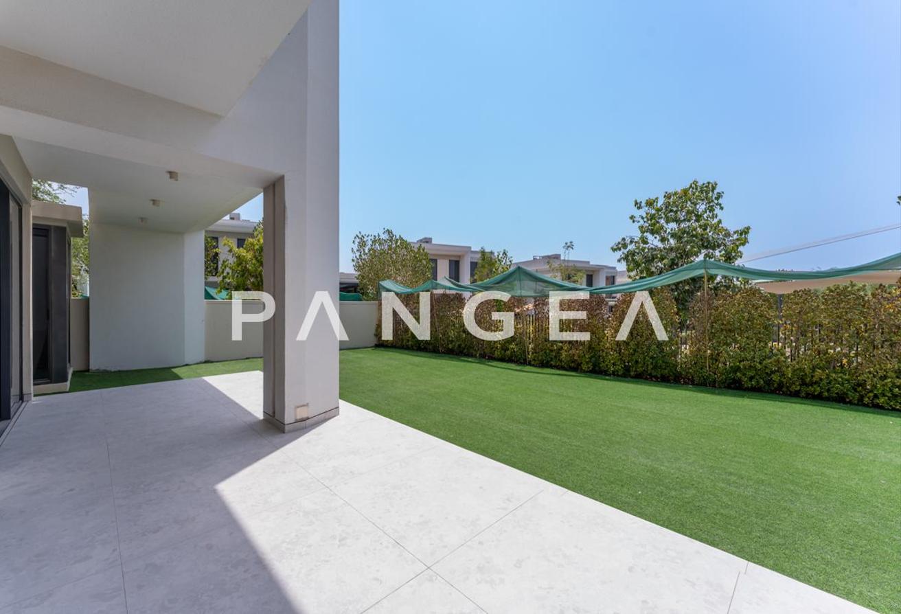 Near RGS Lagoon | Upgraded | Park Backing photo 24