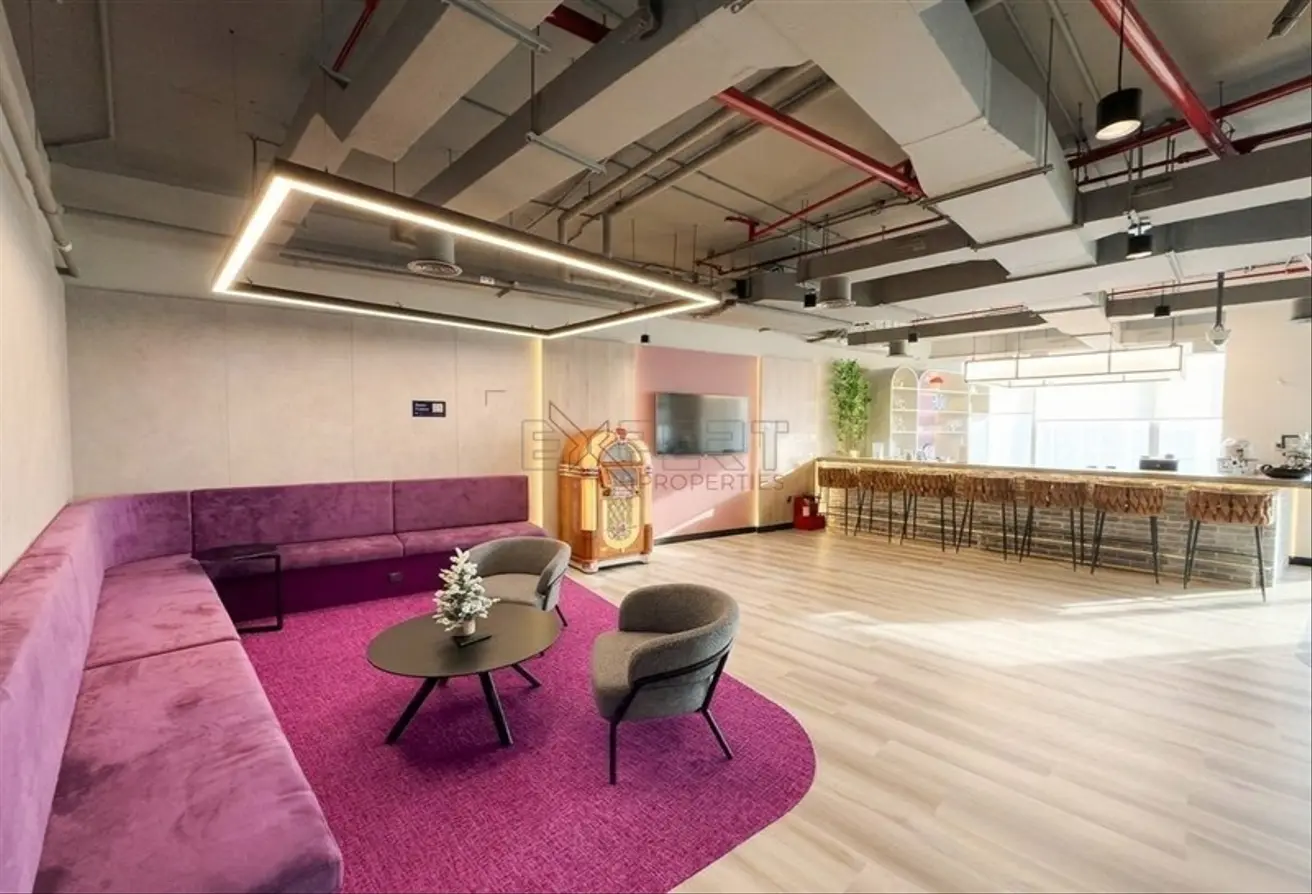 165606105 - Property Main Image