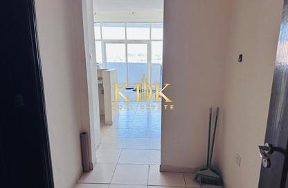 Apartment - Studio - 1 Bathroom for rent in Royal Residence 1 - Royal Residence - Dubai Sports City - Dubai