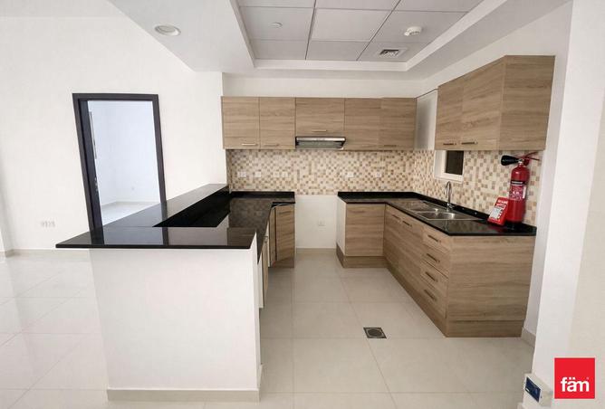 98679837 - Property Image 2
