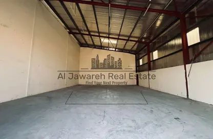 مستودع - استوديو - 1 حمام للايجار في أم درع - أم القيوين