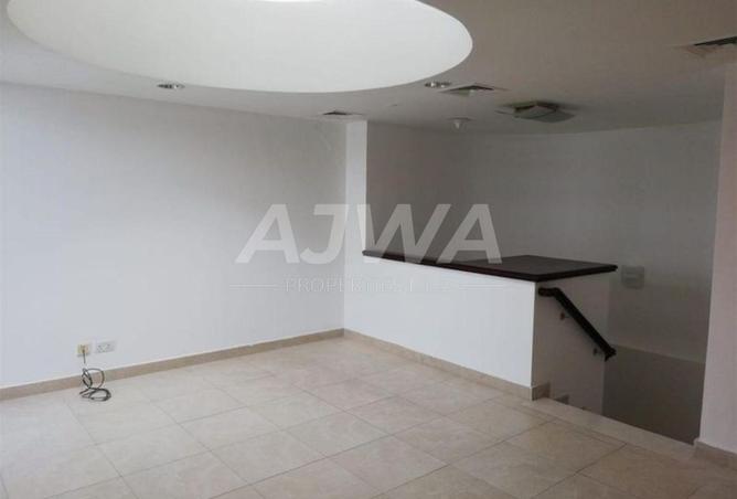 54384803 - صورة العقار 2