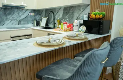 شقة - غرفة نوم - 2 حمامات للايجار في برج ربيعة - مجان - دبي لاند - دبي