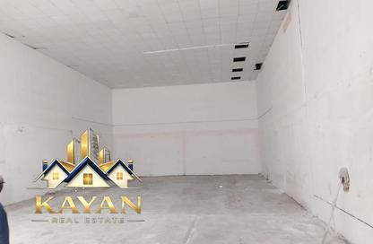 Warehouse - Studio - 1 for rent in Umm Al Thuoob - Umm Al Quwain