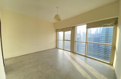 Apartment - 2 Bedrooms - 3 Bathrooms for rent in Lake Shore Tower - JLT Cluster Y - Jumeirah Lake Towers - Dubai