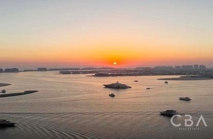 Apartment - 1 Bedroom - 1 Bathroom for sale in Marina Vista Tower 1 - Marina Vista - Emaar Beachfront - Dubai Harbour - Dubai