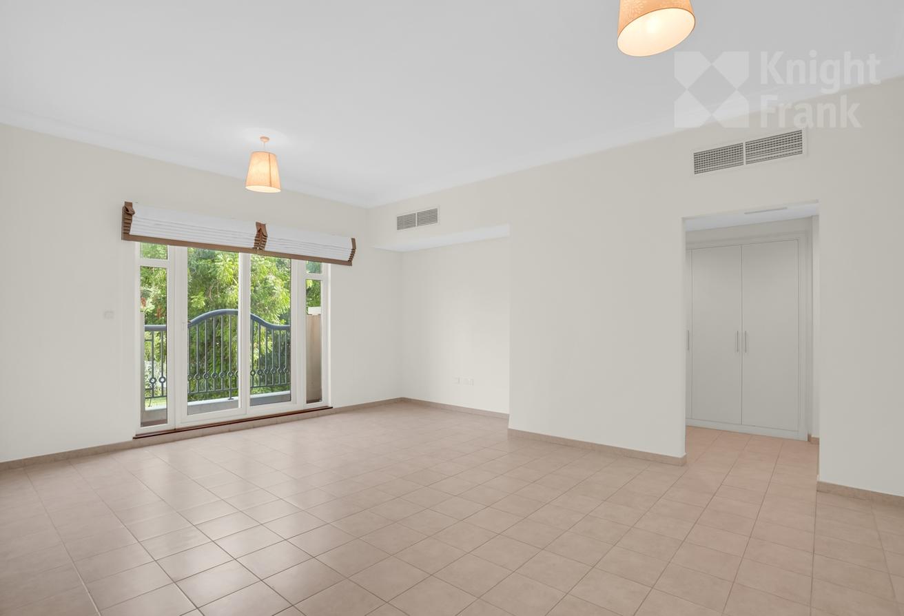 5BR Type C1 Villa | Vacant | Esmeralda photo 21
