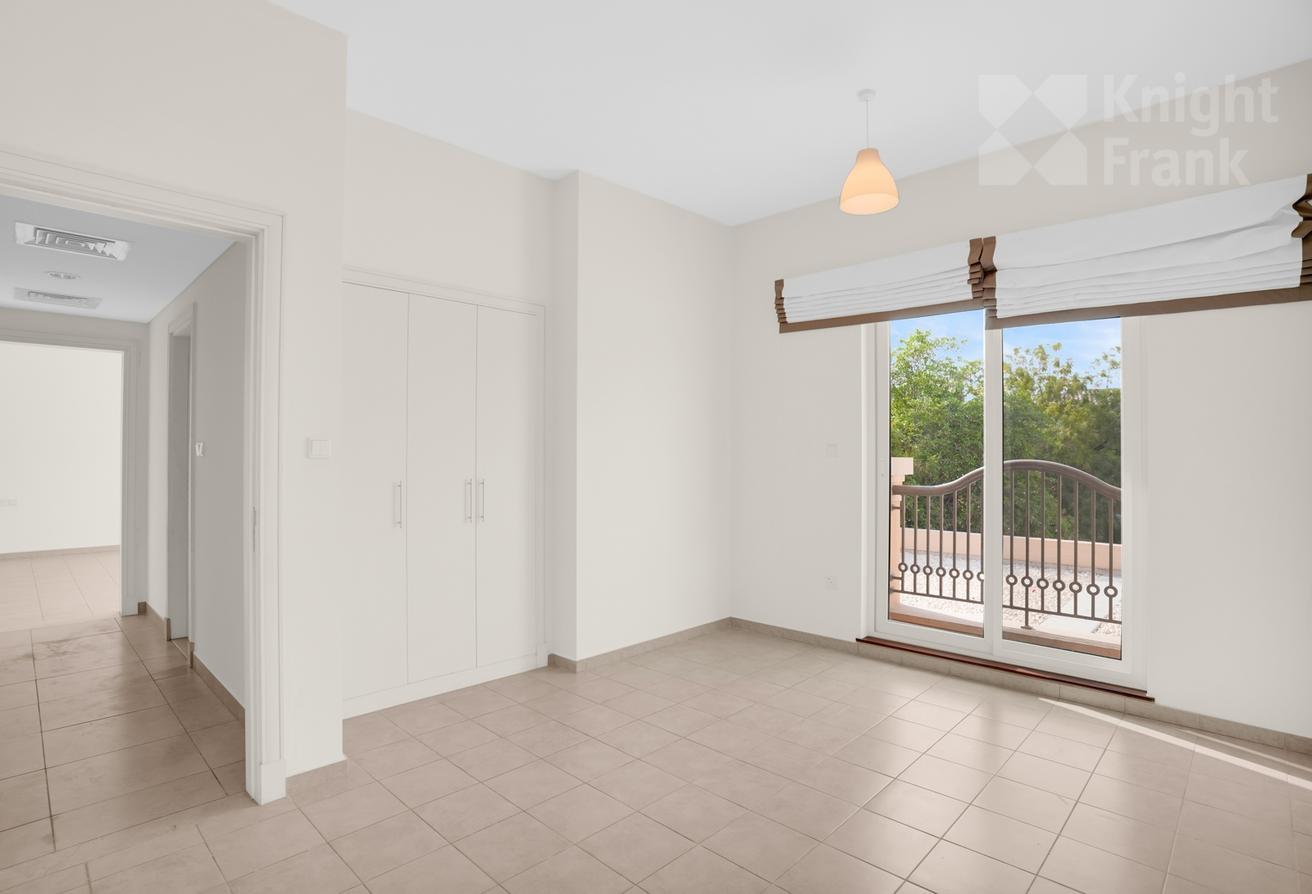 5BR Type C1 Villa | Vacant | Esmeralda photo 23